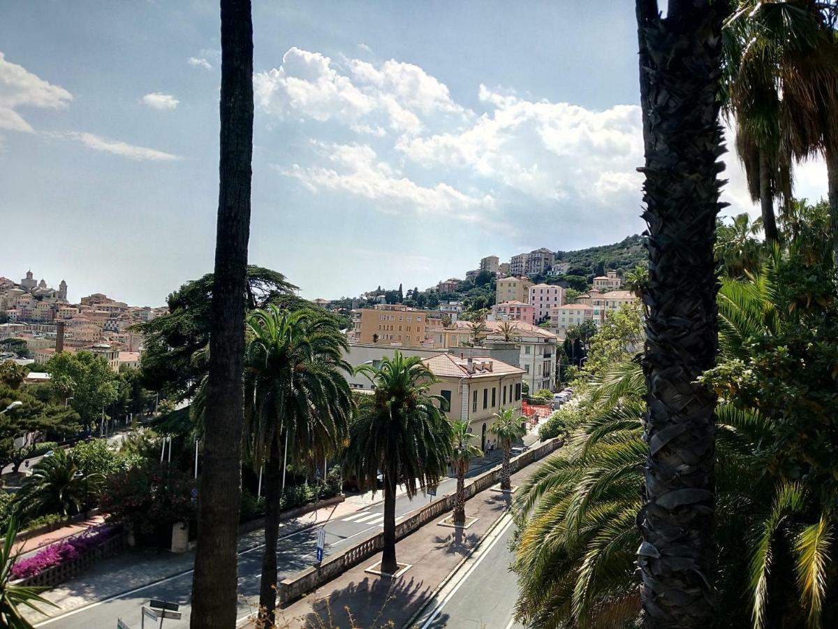 St George Villa Imperia Buitenkant foto