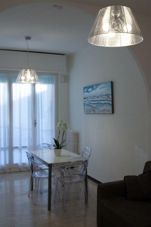 St George Villa Imperia Buitenkant foto